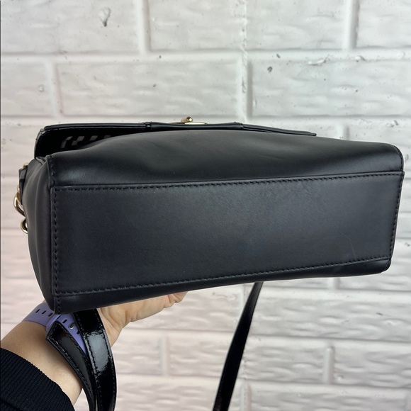 KATE SPADE NEW YORK TWIST LOCK HANDBAG CROSSBODY BLACK COW HIDE LEATHER PURSE - Picture 7 of 17